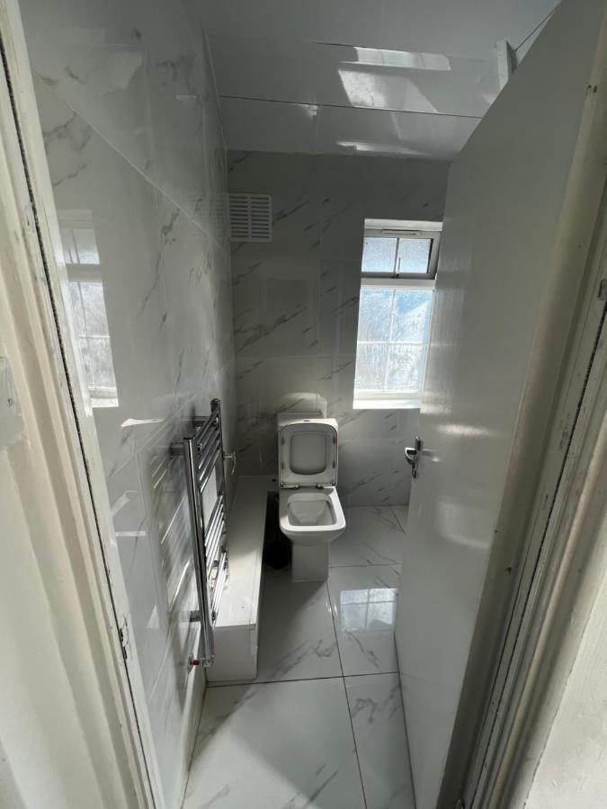 Good Priced Double Rooms In Sherperds Bush Londyn Zewnętrze zdjęcie