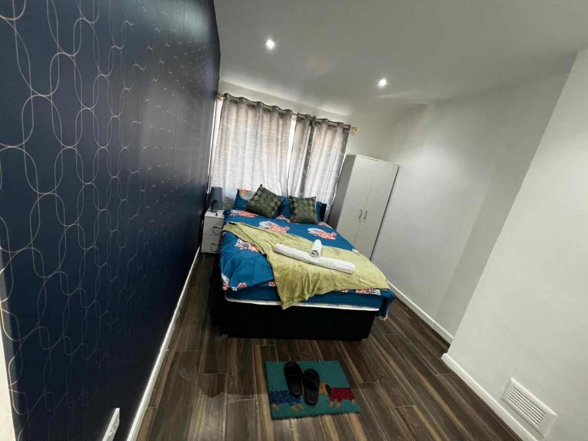 Good Priced Double Rooms In Sherperds Bush Londyn Zewnętrze zdjęcie